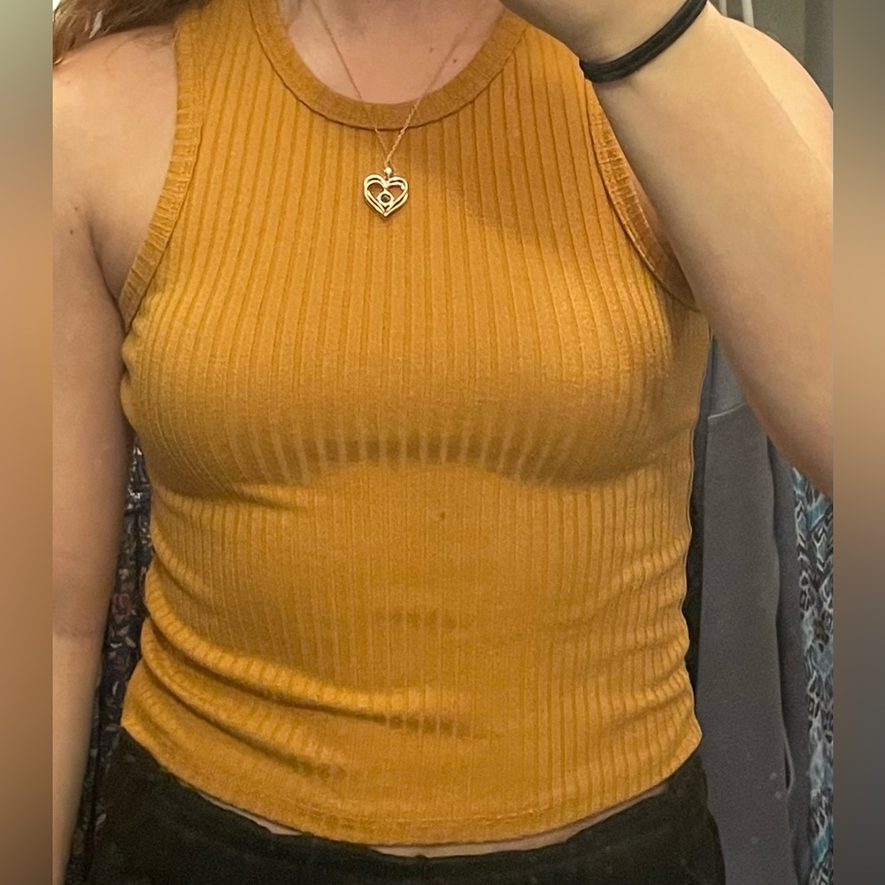 Gold ribbed tank top